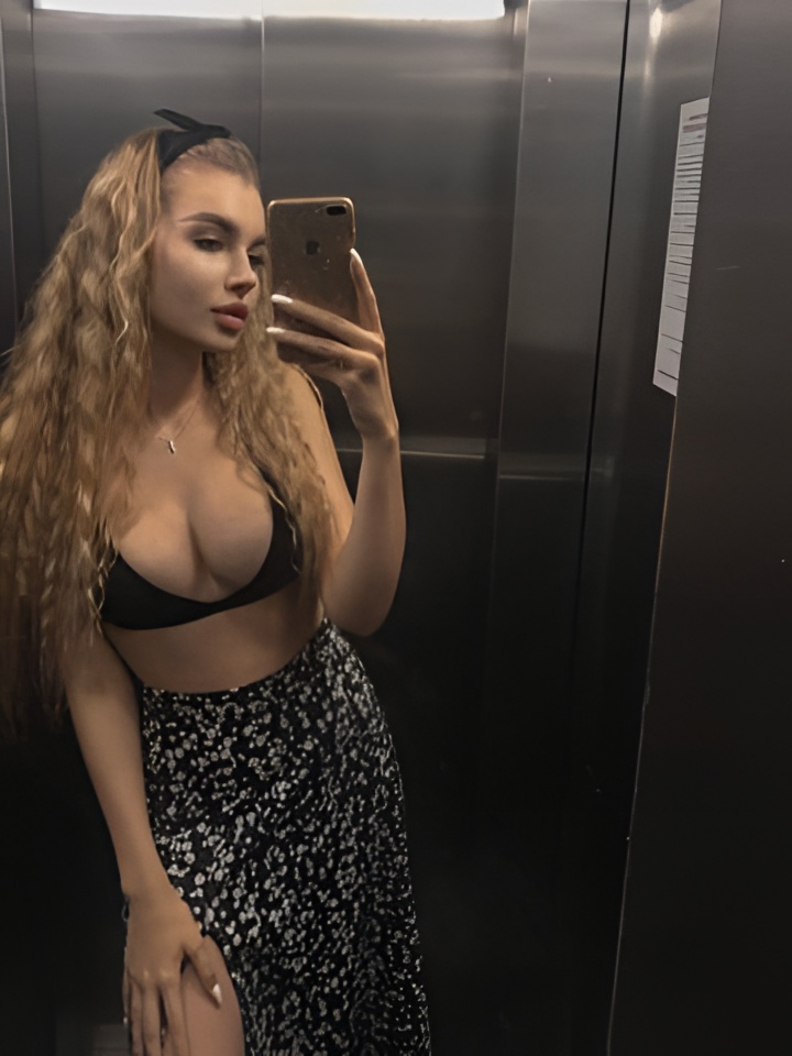 Неонила привлекательная девушка из Вешенской цена от 2000 руб