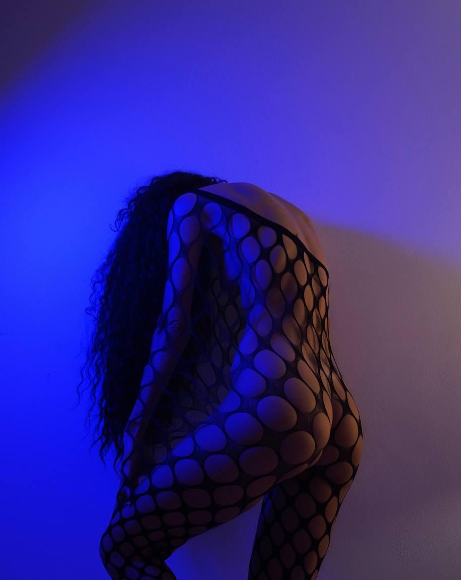 Эмма привлекательная девушка из Вешенской цена от 6000 руб