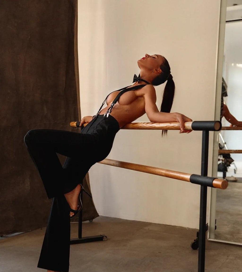 Мила привлекательная девушка из Вешенской цена от 7000 руб